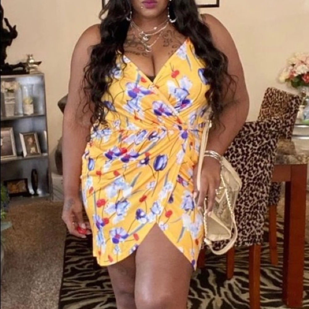 Yellow Mini Wrap Dress 2xl